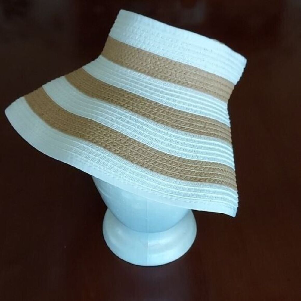 West Loop Women's Visor Open Hat Sun Protector White Tan Adjustable Foldable New - Picture 1 of 4